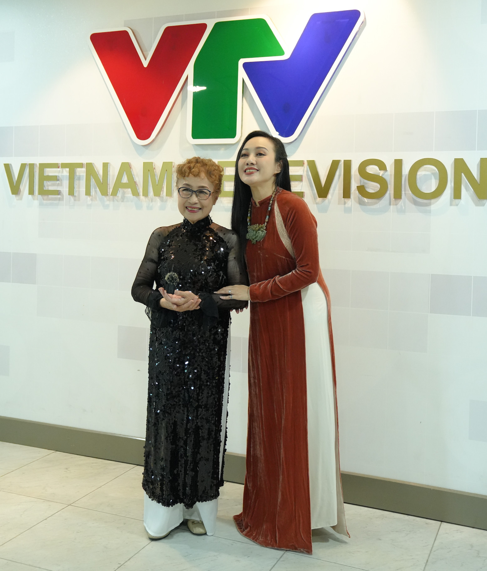 Cuộc gặp đặc biệt của giọng đọc huyền thoại Kim Tiến - MC Hoài Anh trên VTV