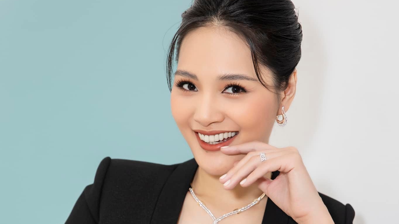 Hương Giang trở thành người chuyển giới đầu tiên của Việt Nam dự thi Miss Universe-ongkinh