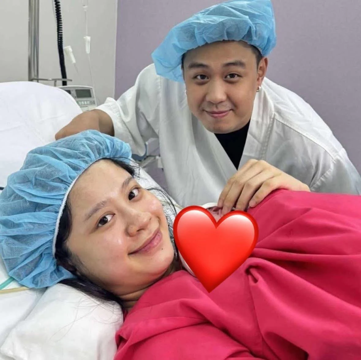 Hàn Hằng và Huyme chính thức tung bộ ảnh bầu - Ongkinh