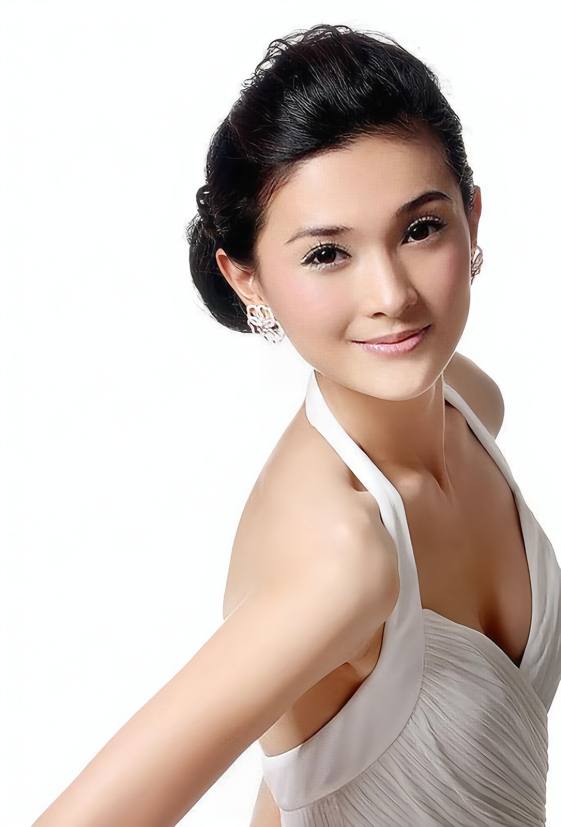 Diễn viên Sở Dật Nam và bạn trai CEO bị bắt giữ