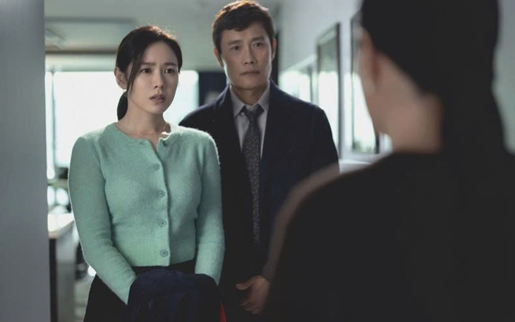 Lee Byung Hun nhận giải Thành tựu đặc biệt tại Liên hoan phim quốc tế Toronto