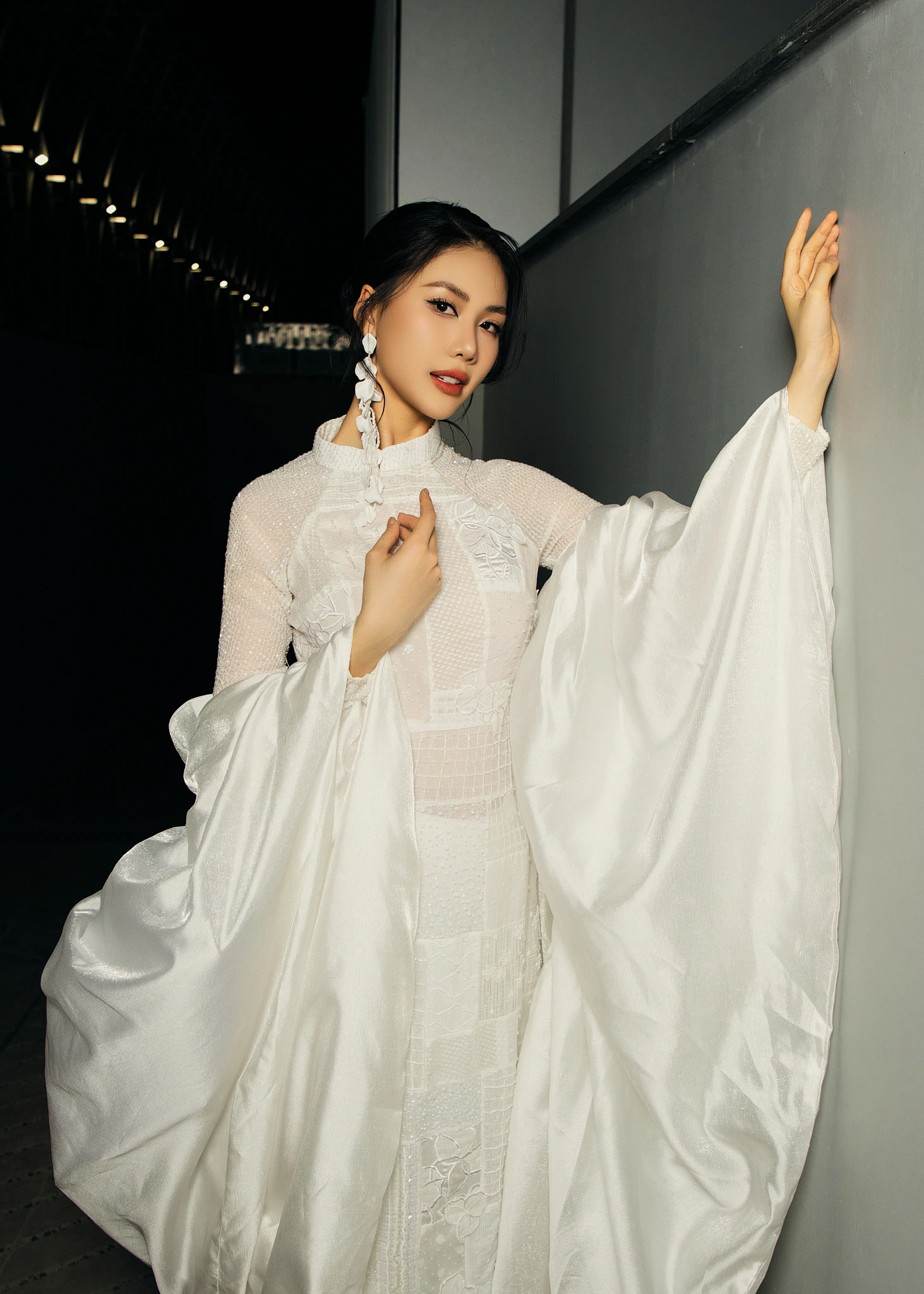 Bùi Quỳnh Hoa bị dọa tung clip nhạy cảm, phía Miss Universe Vietnam nói gì?