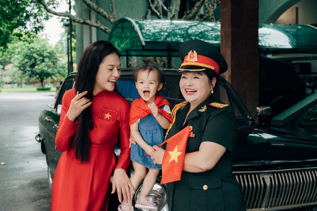Diễn viên Thu Quỳnh tiết lộ mẹ ruột là Thượng tá quân đội, 'sĩ đến hết đời' với A80