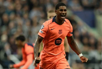 Rashford khiến MU phải xấu hổ-ongkinh