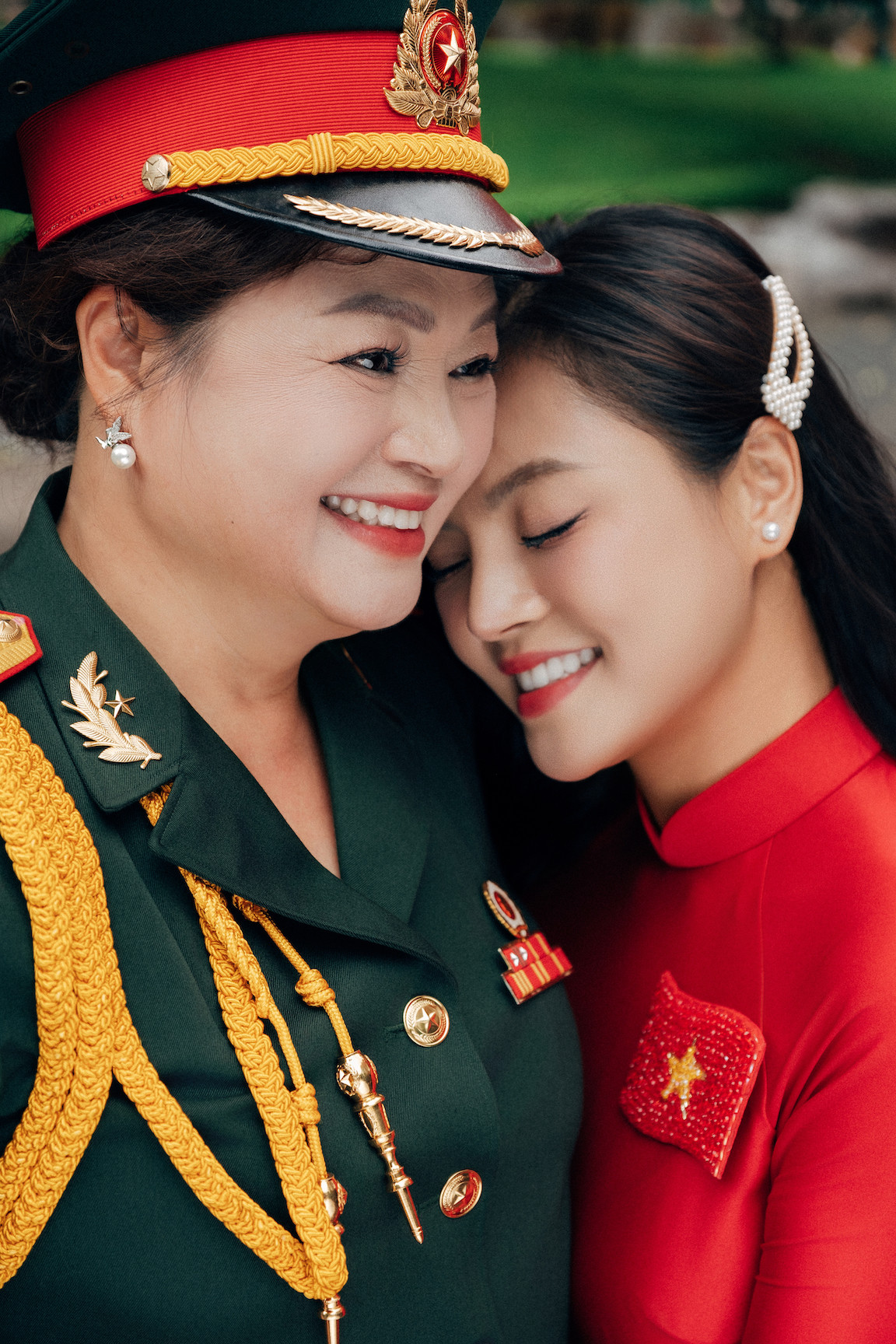 Diễn viên Thu Quỳnh tiết lộ mẹ ruột là Thượng tá quân đội, 'sĩ đến hết đời' với A80