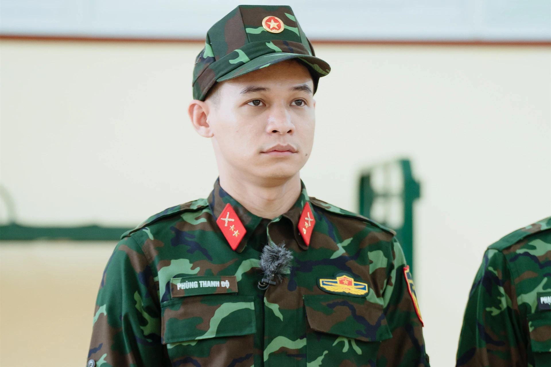 Độ Mixi hút shisha và văng tục, chương trình ‘Sao nhập ngũ’ nên cắt sóng?