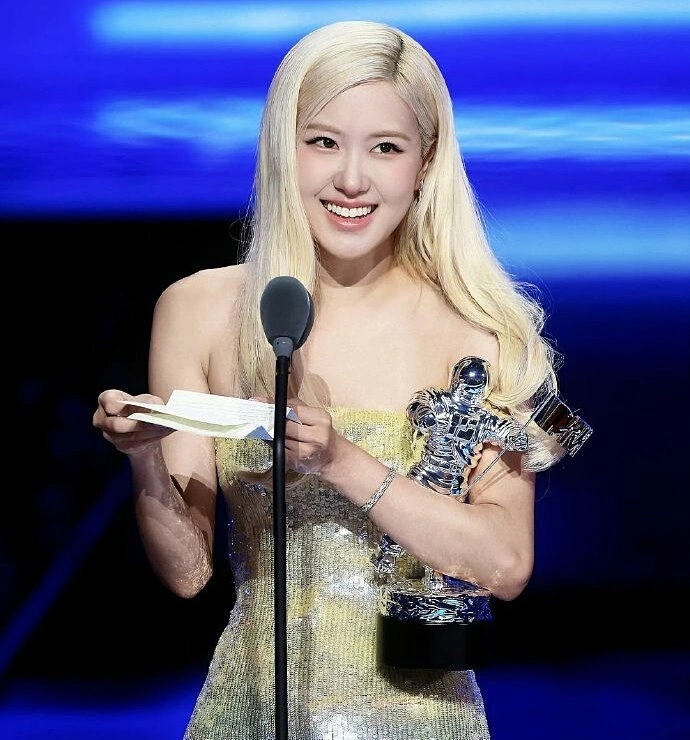 Blackpink "đại thắng" tại VMAs 2025 - Ongkinh
