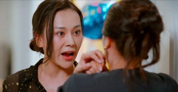 Diễn viên Trúc Mai: ‘Sau cảnh xô xát với Phương Oanh, có khán giả đòi tát tôi’
