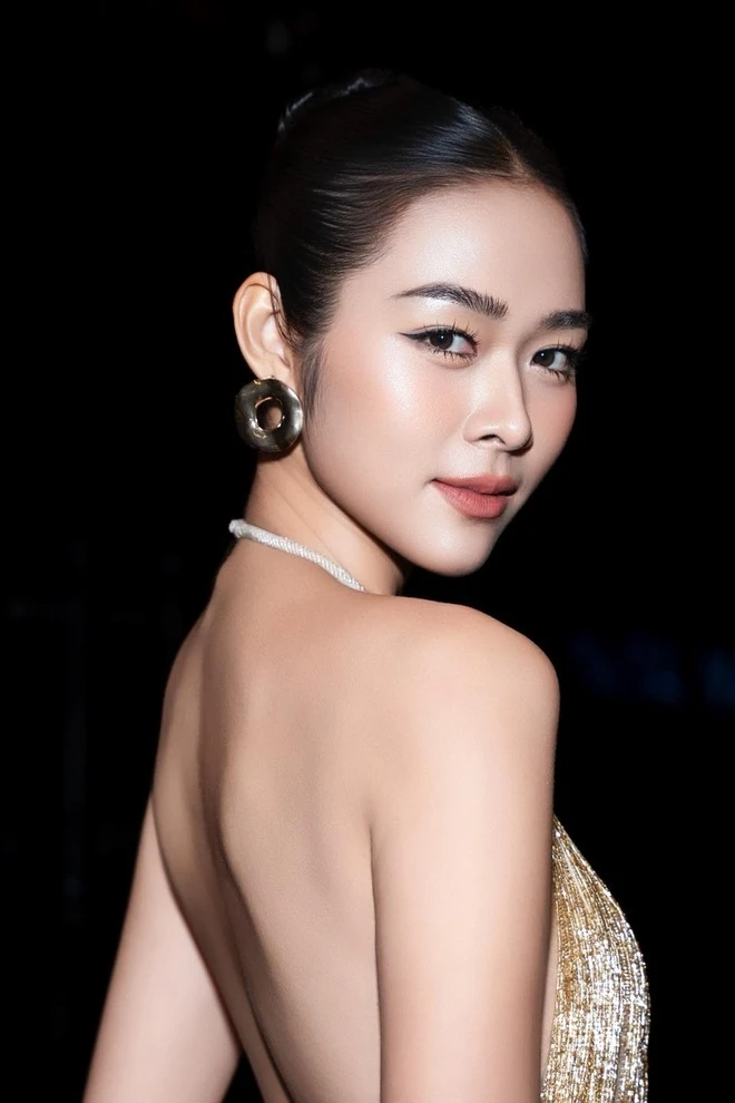 Diệp Bảo Ngọc: 'Tôi không kể khổ'
