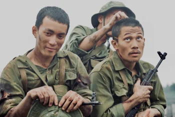"Mưa đỏ" thu về gần 560 tỷ đồng, trở thành phim Việt ăn khách nhất lịch sử - Ongkinh