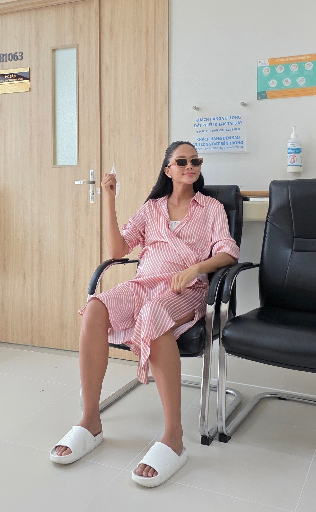 H'Hen Niê chuẩn bị sinh con đầu lòng, tình trạng sức khỏe ra sao