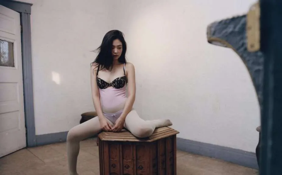 Jennie gây sốt-ongkinh