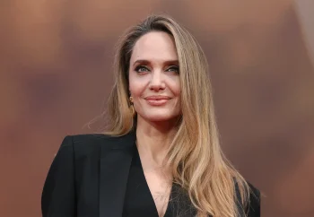 Angelina Jolie tiết lộ khó khăn sau ly hôn-ongkinh