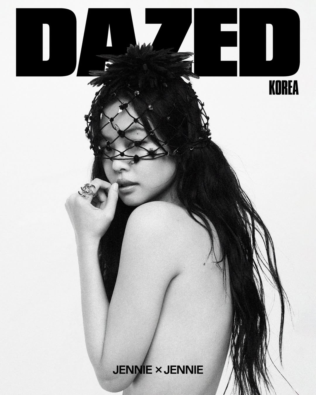 Jennie bán khỏa thân trên tạp chí Dazed